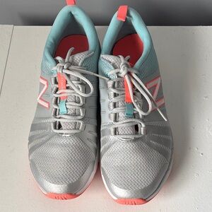 New Balance Women's Silver & Coral Athletic Sneakers with Teal Lining size 8.5